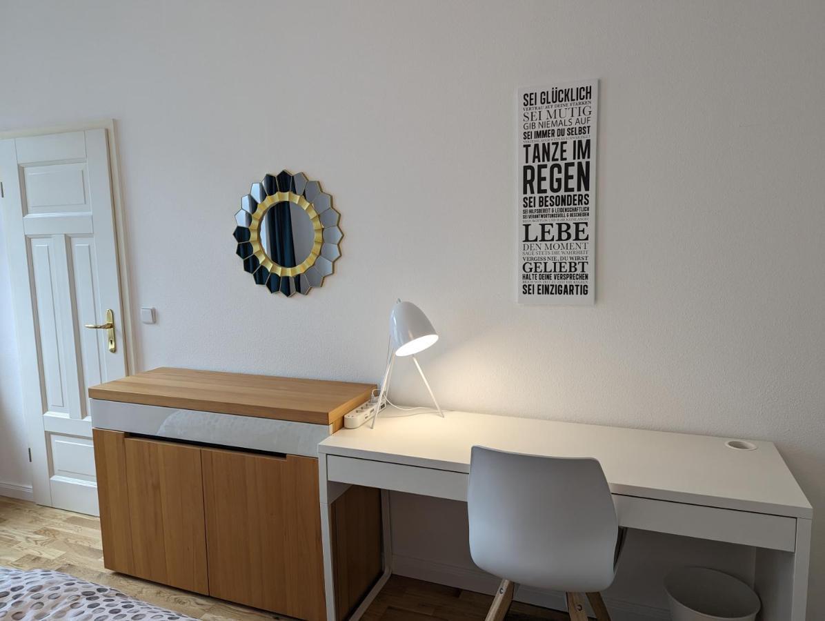 Saxonia De Luxe: Modern 2-Room Apartment with Parking in Chemnitz Exterior photo