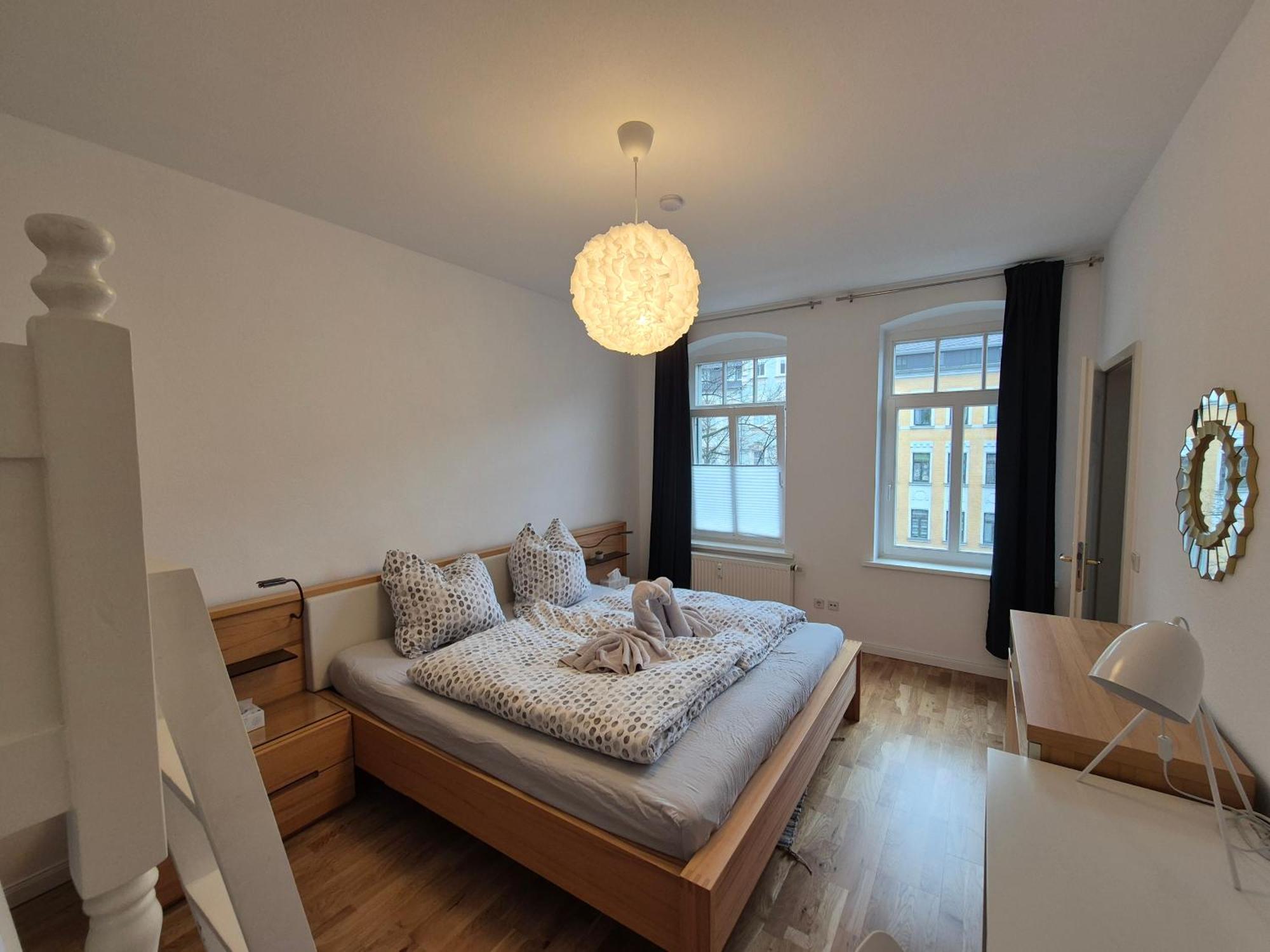 Saxonia De Luxe: Modern 2-Room Apartment with Parking in Chemnitz Exterior photo